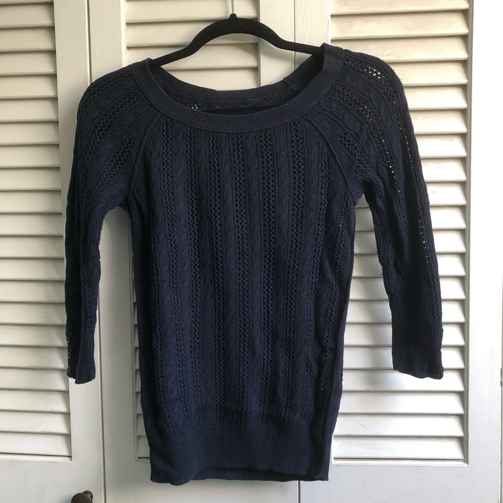 🟢 American Eagle Navy Blue Sweater